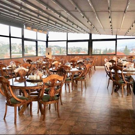 Tbili Hotel Tbilisi Eksteriør billede
