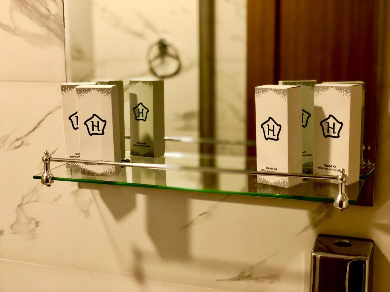 Tbili Hotel Tbilisi Eksteriør billede
