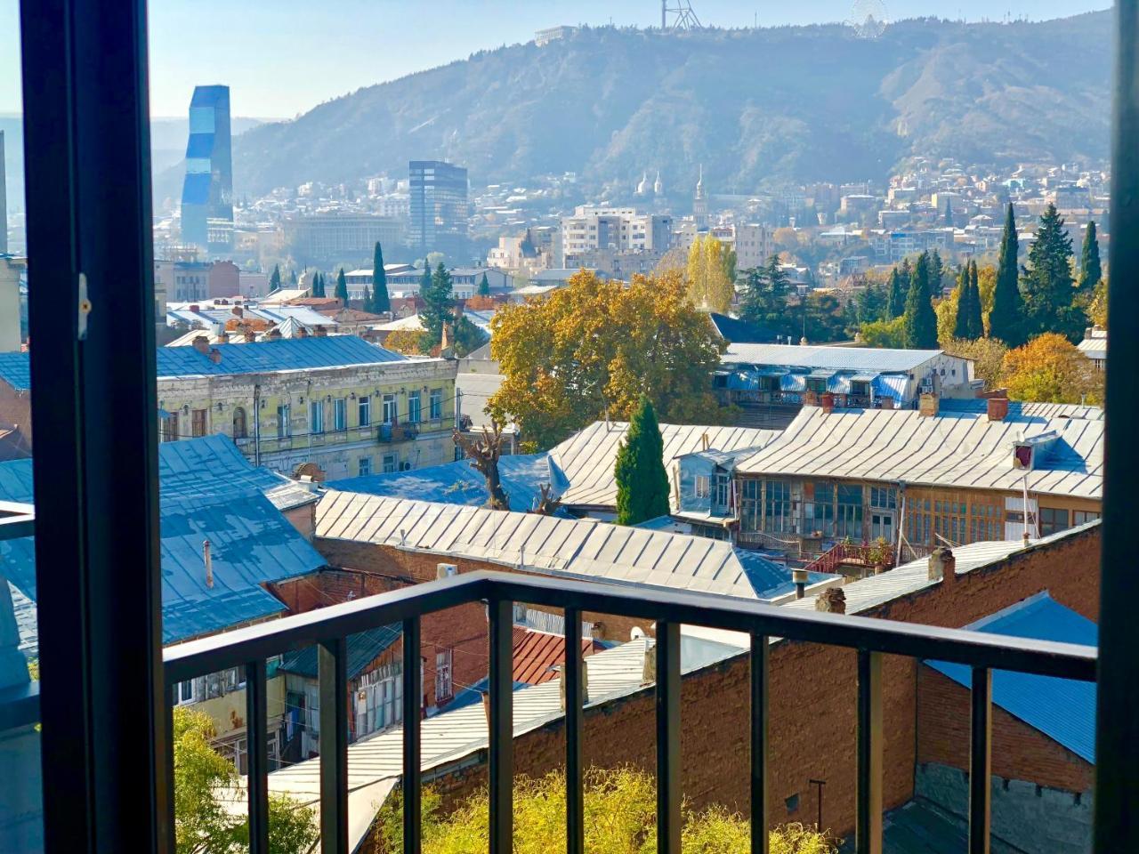 Tbili Hotel Tbilisi Eksteriør billede